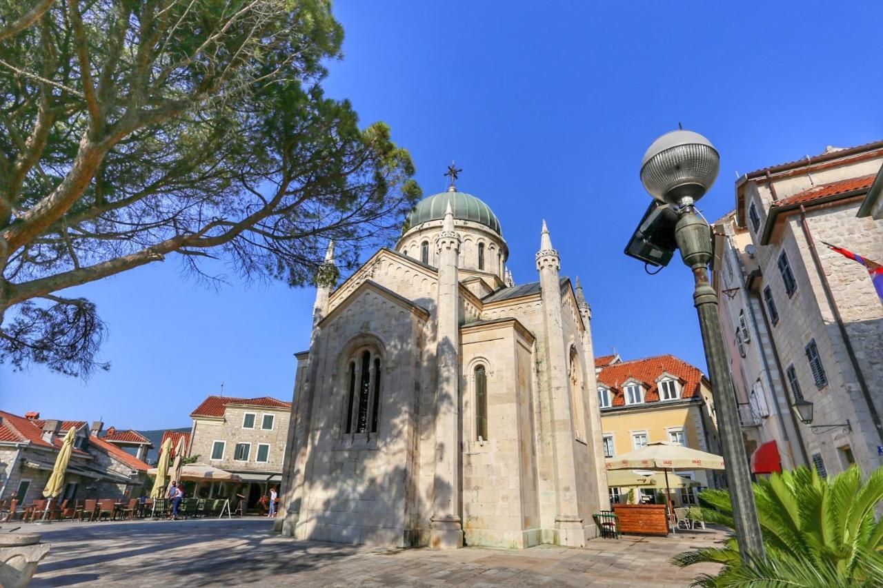Smjestaj Djurdjevic Apartment Herceg Novi Ngoại thất bức ảnh
