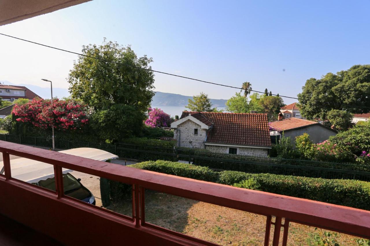 Smjestaj Djurdjevic Apartment Herceg Novi Ngoại thất bức ảnh