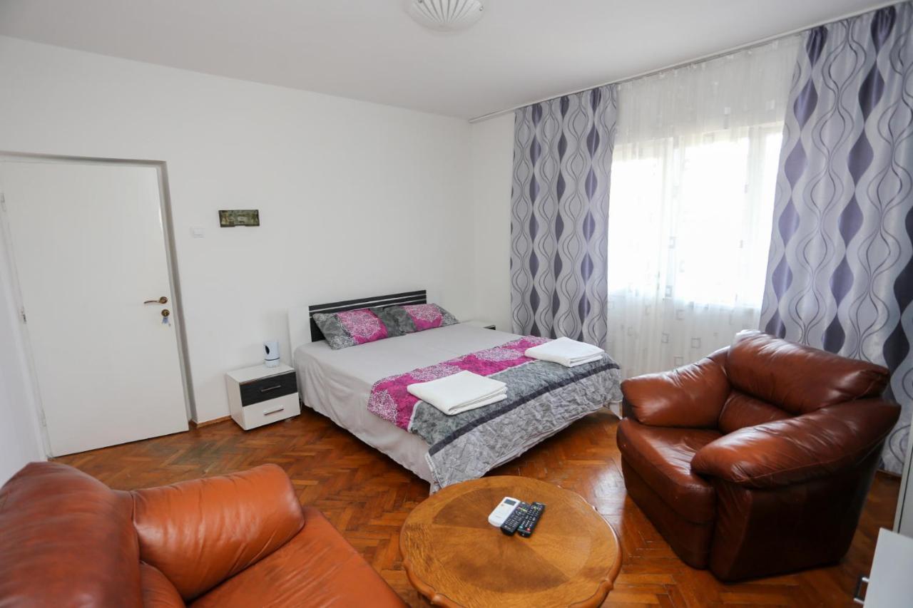 Smjestaj Djurdjevic Apartment Herceg Novi Ngoại thất bức ảnh